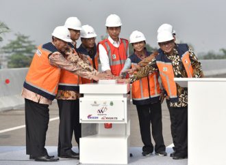 Jokowi Resmikan Tol Becakayu