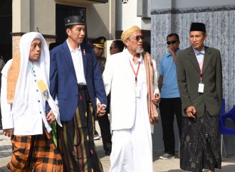 Jokowi : Kunjungi Ponpes Tak Ada Kaitan dengan Politik
