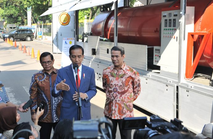 Jokowi Memaklumi Menteri Daftar Caleg