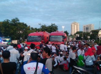 Orang Tak Dikenal Bajak Dua Mobil Tangki Pertamina