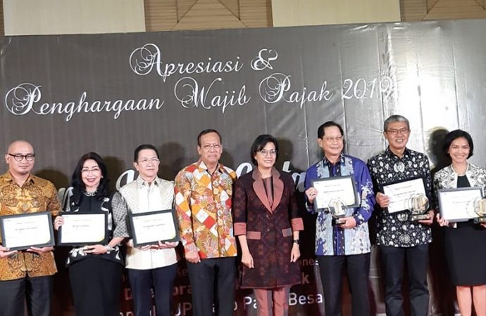 Srimul Apresiasi Pembayar Pajak Terbesar Kepada Indika Energy, Tbk