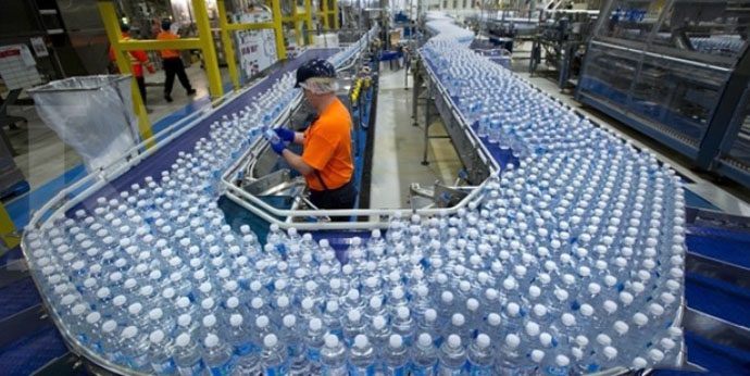 Ramadhan, Permintaan Air Minum Kemasan Diprediksi Naik 20%