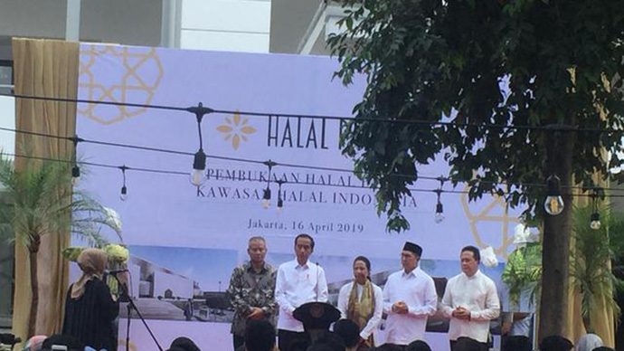 Jokowi Senang Wisata Halal Indonesia Terbaik di Dunia