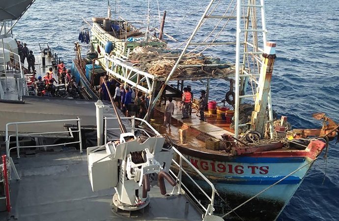 DPR Dorong KKP Proses Hukum Kapal Asing yang Tertangkap Ilegal Fishing