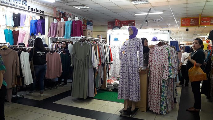 Pekan Pertama Ramadan, Penjualan di Pusat Grosir Masih Lesu