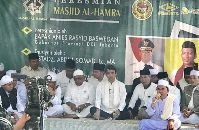 UAS Resmikan Masjid Al Hamra Lagoa Jakarta Utara