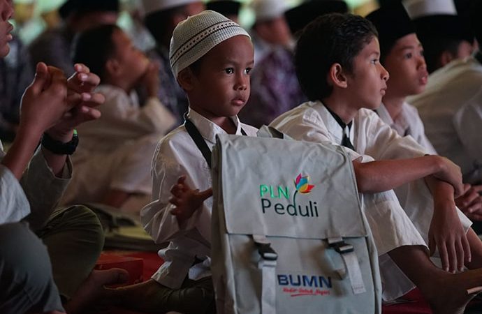 Maknai Bulan Muharram, PLN Santuni 560 Anak Yatim Dhuafa
