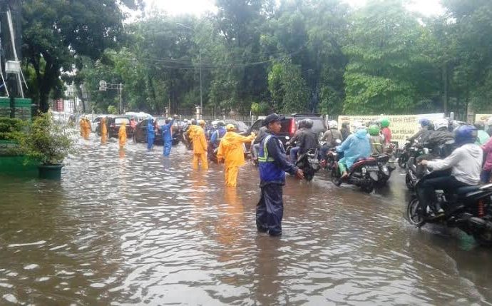 Duh, Banjir Di DKI dan Sekitarnya Tewaskan 9 Orang