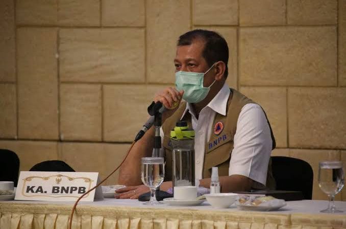 Doni Monardo Terpapar Corona, Masyarakat Diminta Hindari Makan Bersama