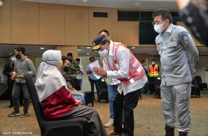 Menhub Pastikan Pencarian Korban Sriwijaya SJ-182 Dilakukan Maksimal