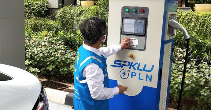 Isi Ulang Batery Kendaraan Listrik Jadi Mudah Dengan Aplikasi Charge.IN