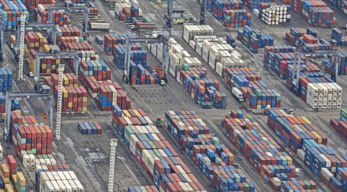 Mantap! Awal Tahun, Neraca Perdagangan Catatkan Surplus