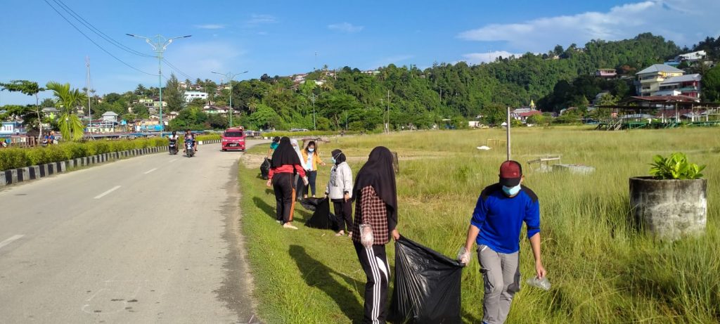 pertamina foundation dan sobat bumi indonesia gelar aksi sobat bumi jilid tiga