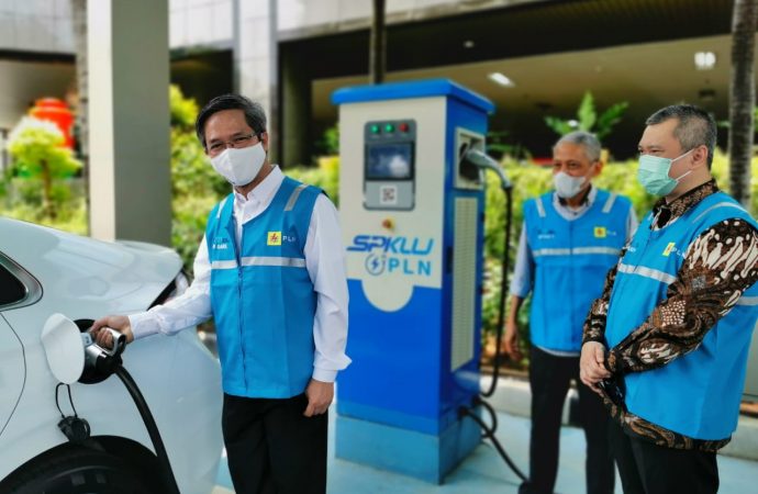 PLN Beri Diskon 30 Persen Bagi Pengguna Kendaraan Listrik