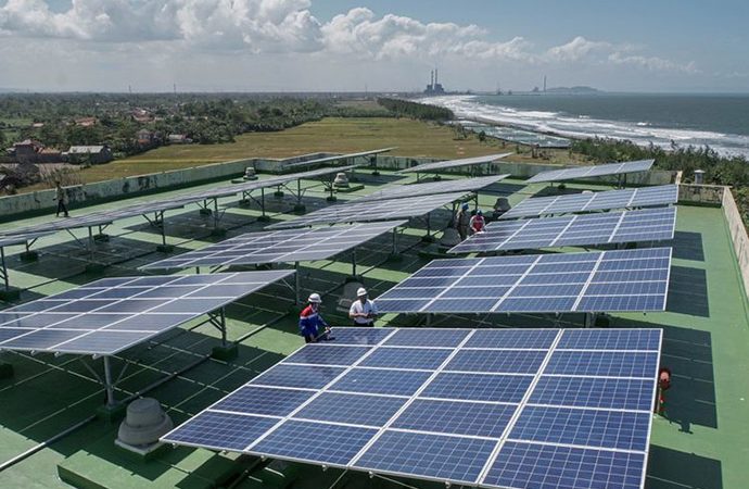 PLTS Jadi Andalan Pemerintah Capai Bauran EBT 23 Persen Di 2025