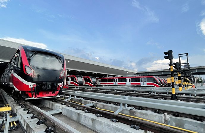 KCJB Terkoneksi LRT dan KA Feeder, Perjalanan Jakarta – Bandung Kian Singkat