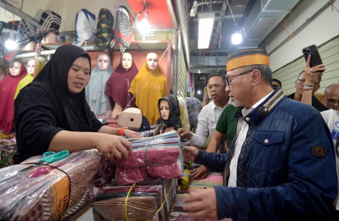 Para Pedagang Harus Cerdik Manfaatkan Niaga Elektronik