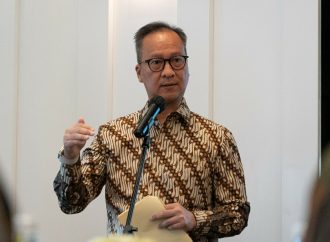 Dolar AS & Bunga Naik, Industri Utak-Atik Ulang Biaya Produksi