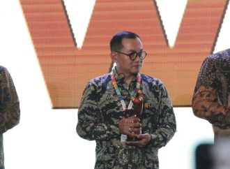 Lewat Program Electrifying Agriculture, PLN Jadi Satu-satunya BUMN yang Mendapat Indonesia’s SDGs Award 2023 dari Bappenas