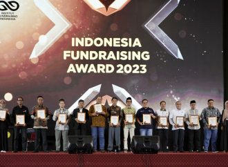 YBM PLN Kembali Raih Empat Penghargaan Bergengsi di Indonesia Fundraising Awards 2023