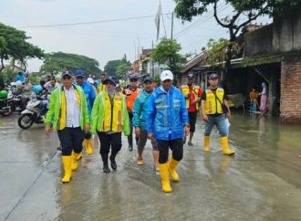 2 Tanggul Sungai Jebol, PUPR Lakukan Penanganan Darurat