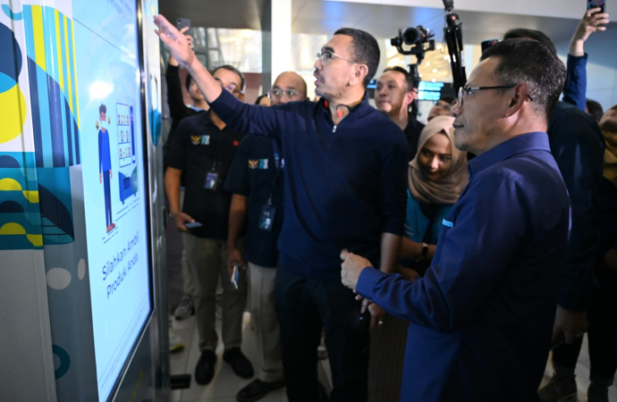 Produk UMKM Binaan PLN Dijual di Vending Machine Bandara Soetta berkat Kolaborasi Antar BUMN