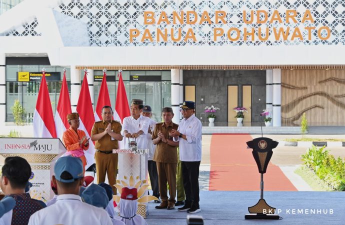 Presiden Resmikan Bandara Panua Pohuwato Gorontalo