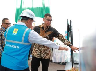Dukung Hilirisasi, PLN Siapkan Listrik Andal Untuk Smelter Freeport Yang Baru Diresmikan Presiden Jokowi