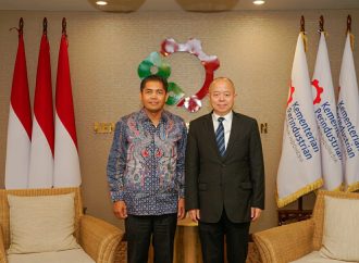 RI Ajak RRT Kerjasama Industri Photovoltaic & Susun Kembali Tata Kelola Smelter