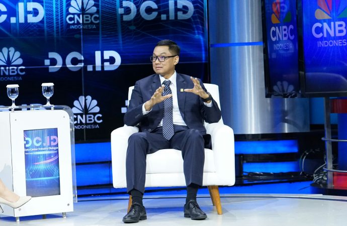 PLN Siapkan Listrik Bersih Layani Pertumbuhan Industri Data Center di Indonesia
