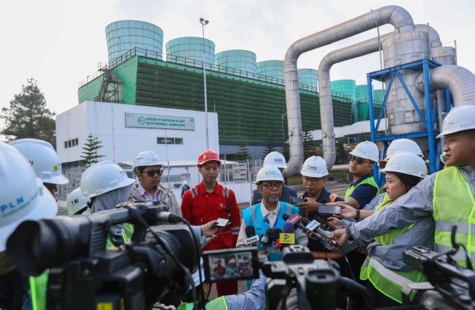 Raih Penghargaan dari Local Media Summit 2024, Bukti PLN Konsisten Dukung Perkembangan Media di Daerah