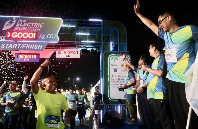 Ajak Masyarakat Kurangi Emisi Karbon, PLN Sukses Gelar PLN Electric Run 2024