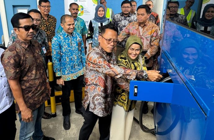 Kolaborasi Transportasi Hijau di Jakarta, PLN Layani 7,5 MVA untuk Charging Station Bus Listrik PT Bianglala