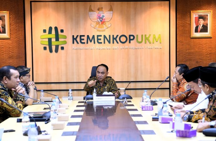 MenKop Komitmen Dongkrak Rasio Anggota Koperasi Hingga 60 Juta Orang