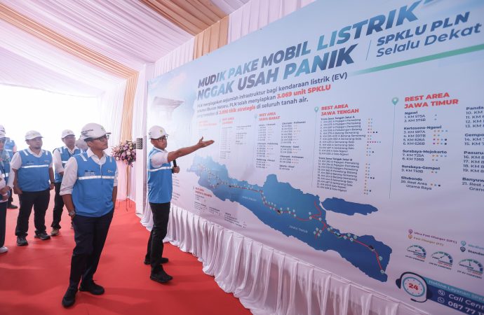 Wamen BUMN Cek Langsung Kesiapan SPKLU PLN Layani Kebutuhan Nataru