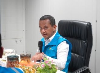 Kunjungan ke Maluku, Menteri ESDM Pastikan Listrik PLN di Indonesia Timur Andal Hadapi Nataru