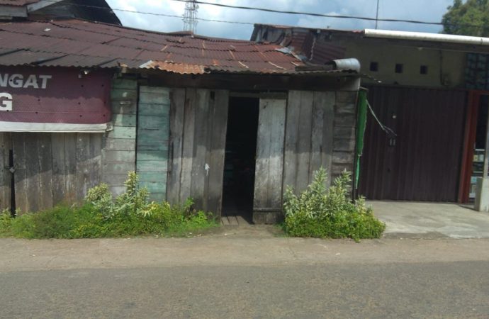 Donasi Kolektif Srikandi PLN Wujudkan Rumah Impian Warga di Desa Kuala Dua-Kalbar