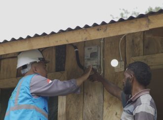 Light Up The Dream, Program  Insan PLN Bantu Keluarga Pra Sejahtera Nikmati Listrik 