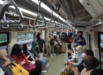 KAI Layani Lebih dari 21 Juta Pengguna LRT Jabodebek pada Tahun 2024