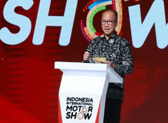 Hadir Lagi di IIMS 2025, PLN Dorong Green Future Kendaraan Listrik di Indonesia