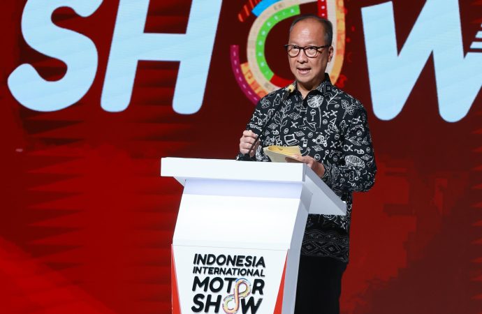 Hadir Lagi di IIMS 2025, PLN Dorong Green Future Kendaraan Listrik di Indonesia
