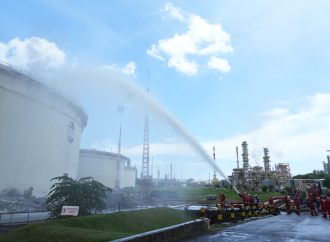Sigap! Tim Kilang Cilacap Kendalikan Insiden Sludge, Operasi Aman