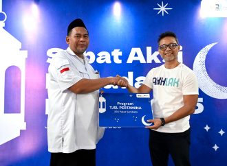 Sobat Aksi Ramadan: 40 Relawan Pertamina Gotong Royong Bersihkan Masjid