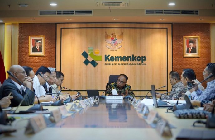 Kemenkop Siap Wujudkan 70 Ribu Koperasi Merah Putih untuk Ekonomi Desa
