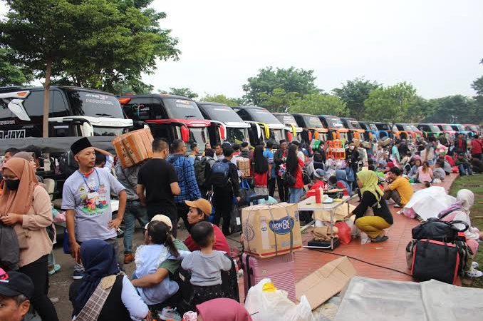 Kuota Penuh! Antusiasme Tinggi Masyarakat Ikuti Mudik Gratis Kemenhub 2025