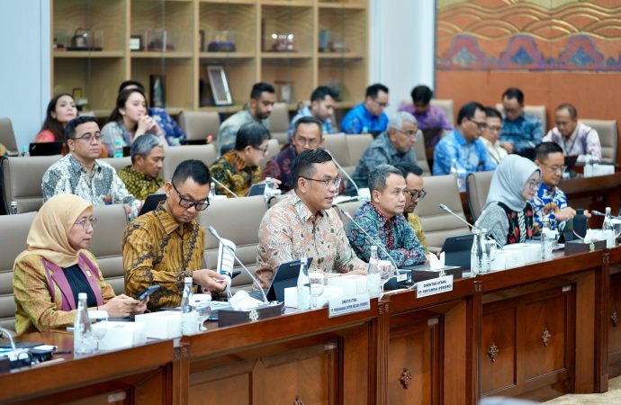 Net Zero Siap, Cuan Jalan! Pertamina Ungkap Kinerja 2024 ke DPR