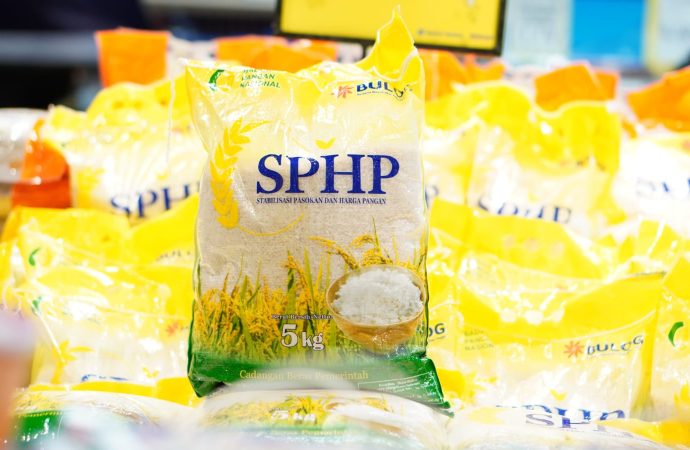 Pemerintah Gelontorkan Bantuan Beras Buat 18.27 Juta Keluarga