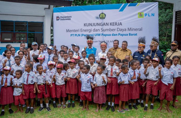 Papua Terang! Pemerintah Genjot Listrik Desa, Sasar 10 Ribu Titik Nasional