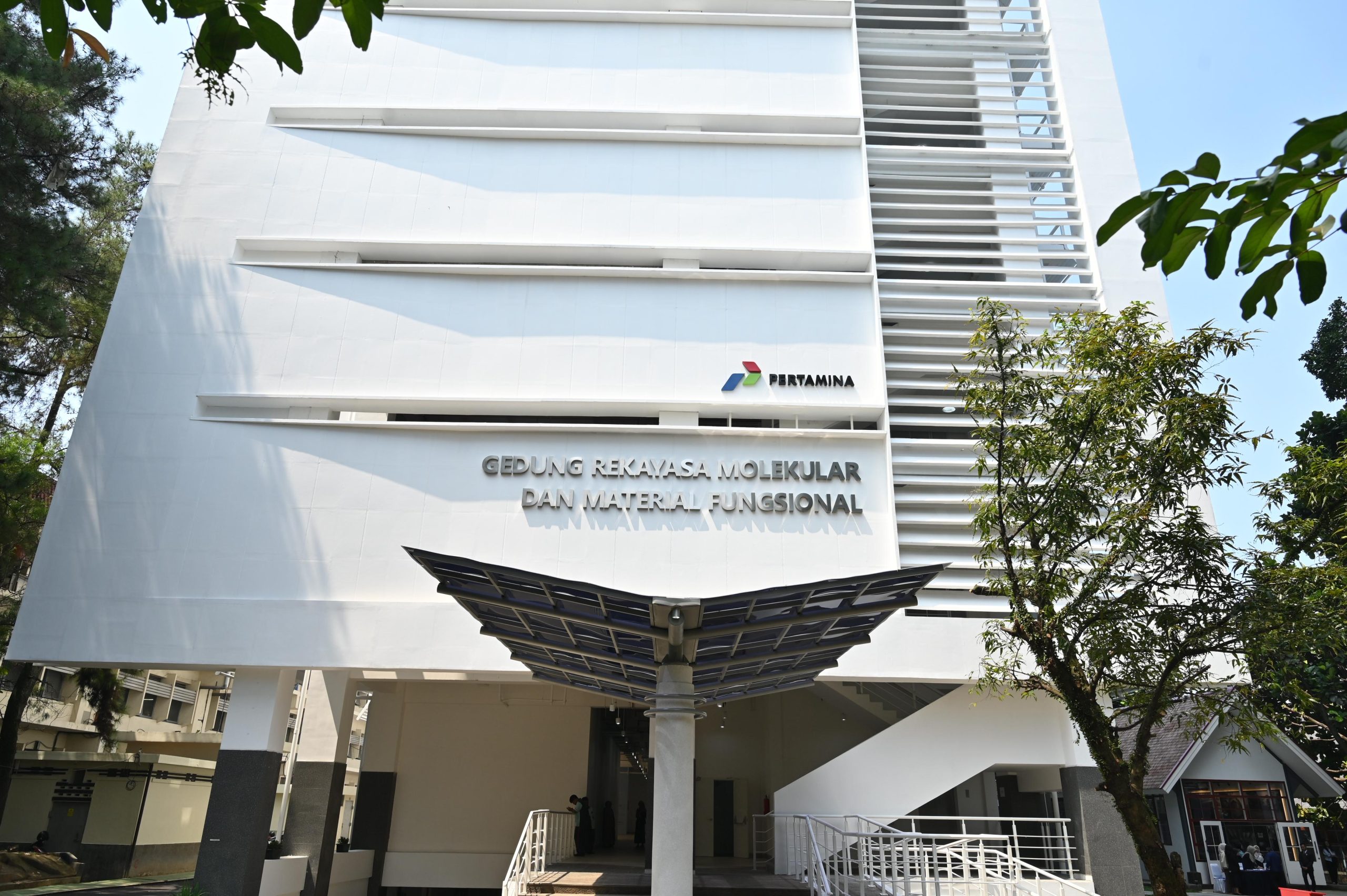 Gedung Riset Resmi Berdiri! Gedung Riset Pertamina-ITB untuk SDM Unggul dan Inovatif ...