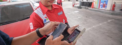 Mochamad Iriawan Sidak Terminal BBM Rewulu, Pastikan Pasokan Energi Aman di Hari Libur